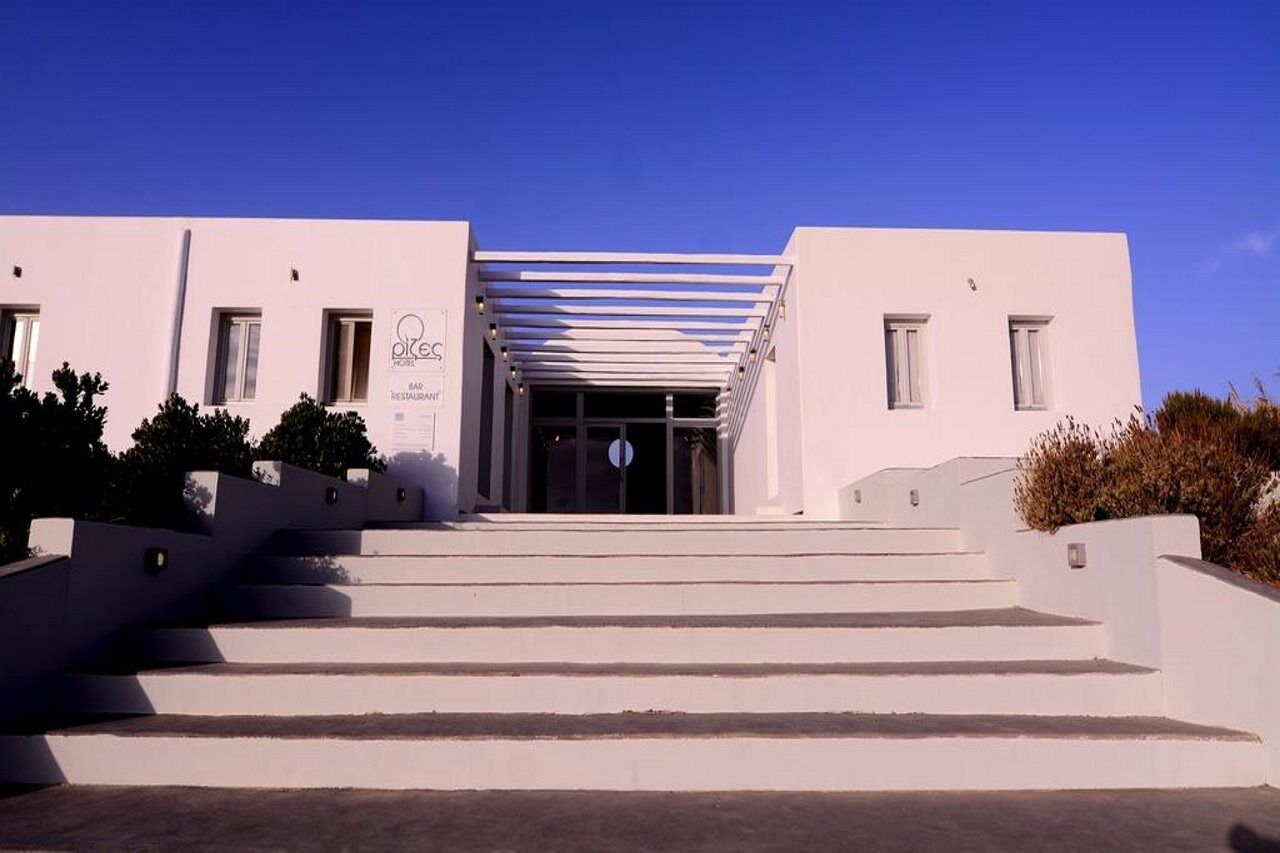 Rizes Hotel Livadakia Exterior photo